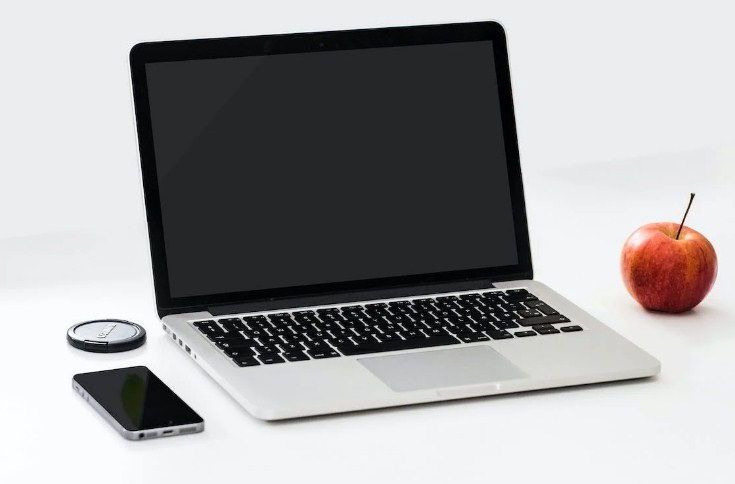 Read more about the article 5 Jenis Kerusakan Umum LCD Macbook